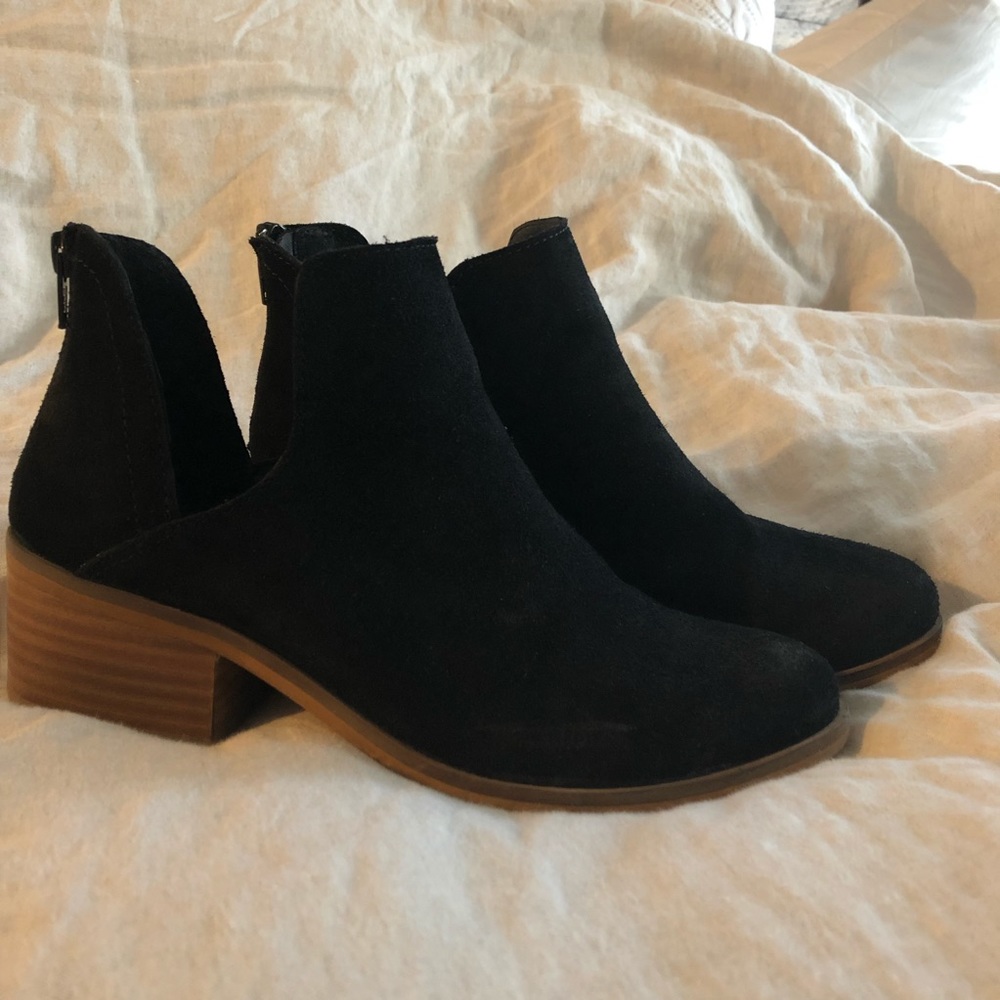 STEVE MADDEN Lancaster booties, black suede